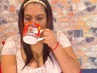 IndianFancyFace's Live Sex Cam Show