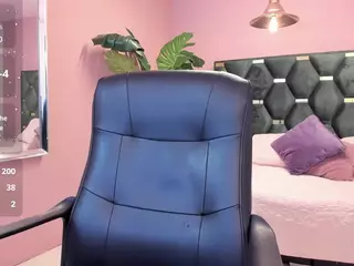 Milu-collins's Live Sex Cam Show