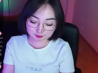 CoralinaDiamond's Live Sex Cam Show