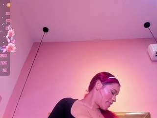 lorena-gomezz1 webcam model