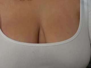 dephnee live webcam show