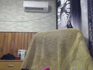 imthinkaboutu live cam profile