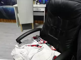 imthinkaboutu's Live Sex Cam Show