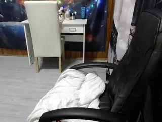 imthinkaboutu's Live Sex Cam Show