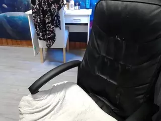 imthinkaboutu's Live Sex Cam Show