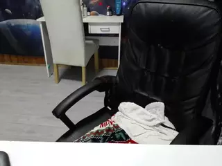 imthinkaboutu's Live Sex Cam Show