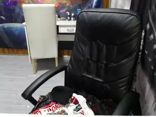 imthinkaboutu's Live Sex Cam Show
