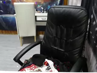 imthinkaboutu's Live Sex Cam Show