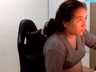  laura-d chat room