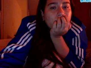 laura-d's CamSoda show and profile