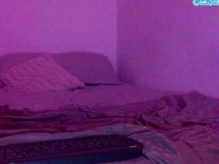 laura-d live cam profile