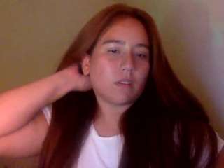 laura-d webcam model