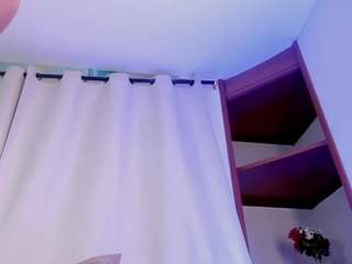 vaioleth-adams Live Webcam on CamSoda