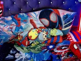  nahomy-moon chat room