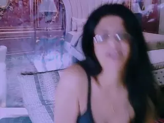 Femiez's Live Sex Cam Show