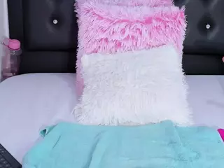 kristieCooper's Live Sex Cam Show