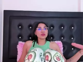 kristieCooper's Live Sex Cam Show