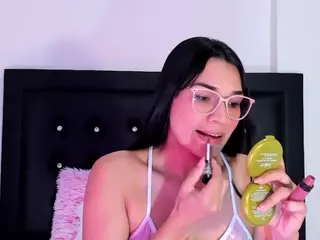 kristieCooper's Live Sex Cam Show