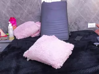 Andrea Fletcher's Live Sex Cam Show