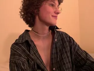 Karafuto404's Live Sex Cam Show