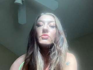 whitneyoc Live Webcam on CamSoda