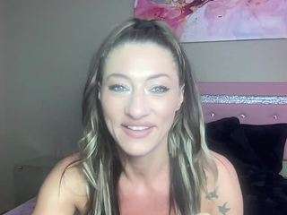 whitneyoc Live Webcam on CamSoda