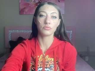 Live webcam model whitneyoc on Soda Cams