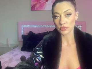 Live webcam model whitneyoc on Soda Cams