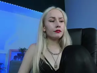Eva's Live Sex Cam Show
