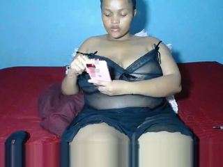 Este modelo está en vivo ahora. missmimmi69