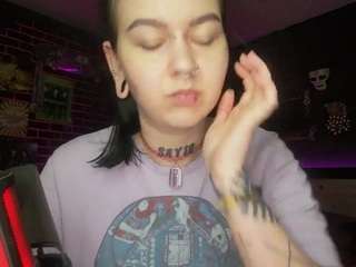 mrsmothrfcker13 webcam