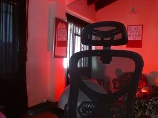 zafiro-56 live cam profile