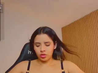 arya-ruiz's Live Sex Cam Show