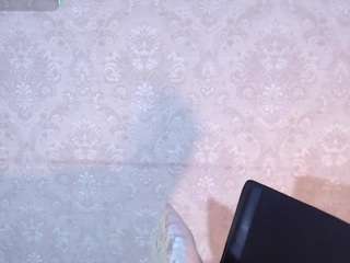 little-ammy Live Webcam on CamSoda