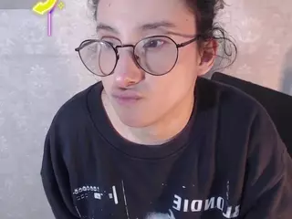 little-ammy's Live Sex Cam Show