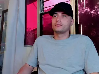 juan&juli's Live Sex Cam Show