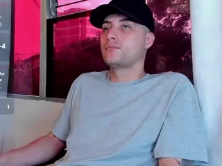 juan&juli's Live Sex Cam Show