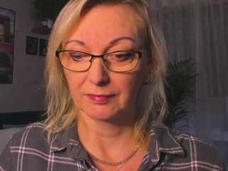 vanessasoft from CamSoda