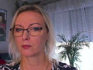VanessaSoft live webcam show