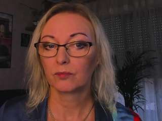 vanessasoft's live room