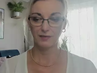 VanessaSoft's Live Sex Cam Show