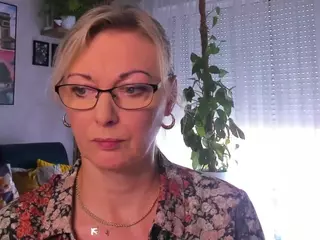 VanessaSoft's Live Sex Cam Show