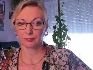 VanessaSoft's Live Sex Cam Show
