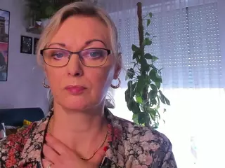VanessaSoft's Live Sex Cam Show