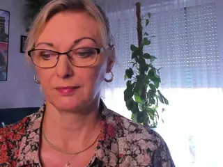 VanessaSoft's Live Sex Cam Show