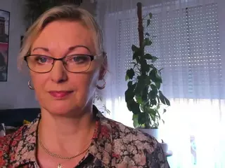 VanessaSoft's Live Sex Cam Show