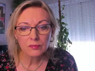VanessaSoft's Live Sex Cam Show