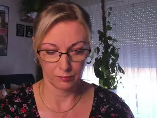 VanessaSoft's Live Sex Cam Show
