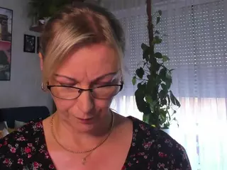 VanessaSoft's Live Sex Cam Show