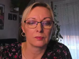 VanessaSoft's Live Sex Cam Show